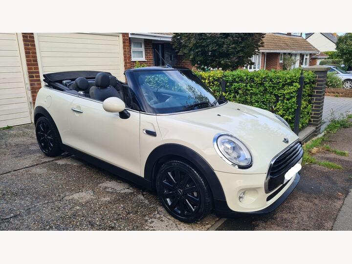 MINI Convertible 1.5 Cooper Euro 6 (s/s) 2dr