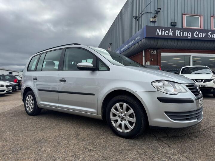 Volkswagen Touran 1.9 TDI S 5dr (7 Seats) Volkswagen Touran 1.9 TDI S 5dr (7 Seats)
