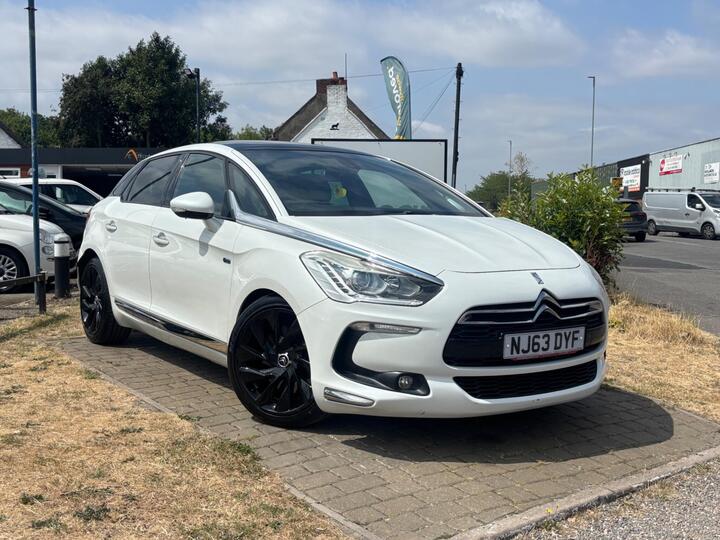 Citroen DS5 2.0 H E-HDi Airdream DStyle EGS6 4WD Euro 5 (s/s) 5dr