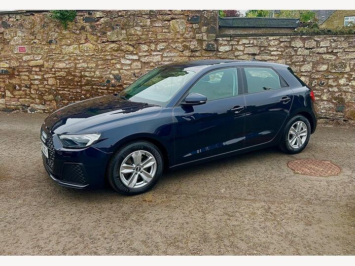 Audi A1 1.0 TFSI 30 Technik Sportback Euro 6 (s/s) 5dr