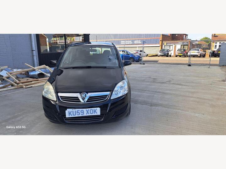 Vauxhall Zafira 1.9 CDTi Exclusiv Auto Euro 4 5dr Vauxhall Zafira 1.9 CDTi Exclusiv Auto Euro 4 5dr
