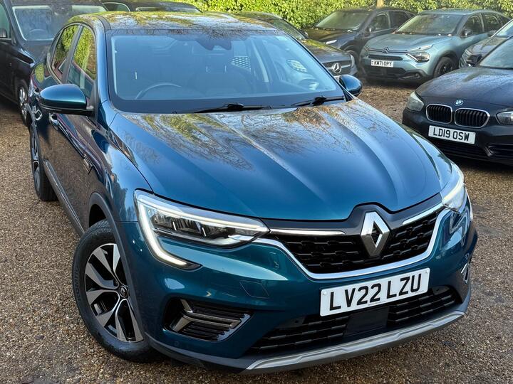 Renault Arkana 1.3 TCe MHEV Iconic EDC 2WD Euro 6 (s/s) 5dr Renault Arkana 1.3 TCe MHEV Iconic EDC 2WD Euro 6 (s/s) 5dr