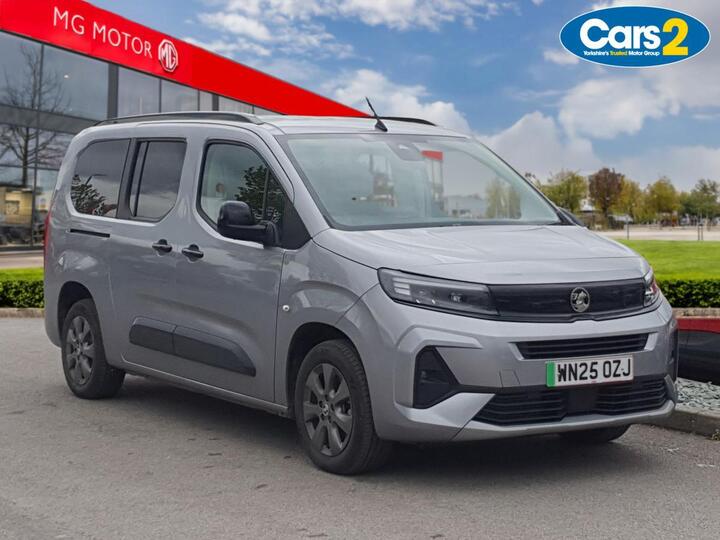 Vauxhall Combo Life 52kWh Ultimate XL MPV Auto 5dr (7.4kW Charger)