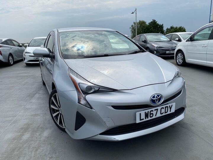 Toyota Prius 1.8 VVT-h Active Hatchback 5dr Petrol Hybrid CVT Euro 6 (s/s) (122 Ps) Toyota Prius 1.8 VVT-h Active Hatchback 5dr Petrol Hybrid CVT Euro 6 (s/s) (122 Ps)