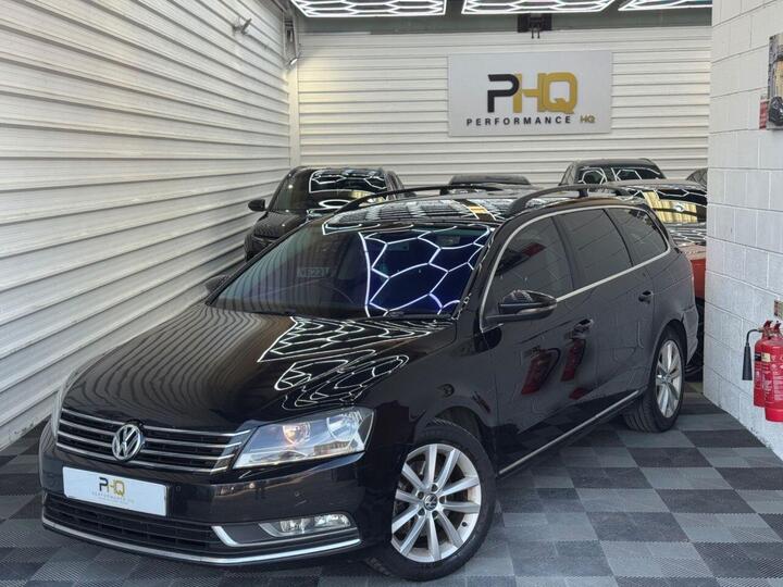 Volkswagen PASSAT 2.0 TDI BlueMotion Tech Executive DSG Euro 5 (s/s) 5dr