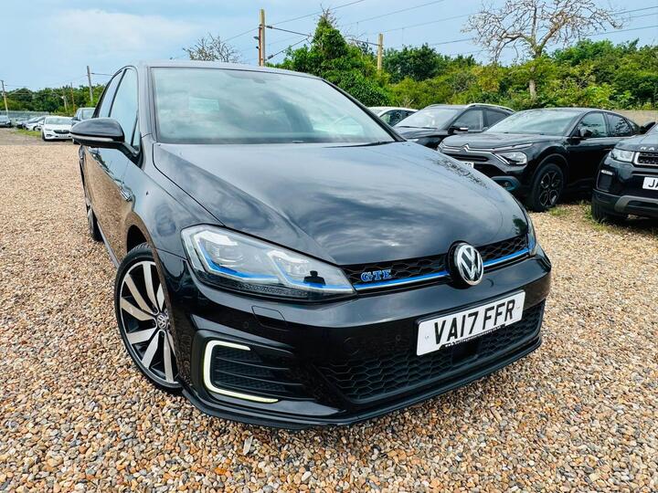 Volkswagen Golf 1.4 TSI 8.7kWh GTE Advance DSG Euro 6 (s/s) 5dr