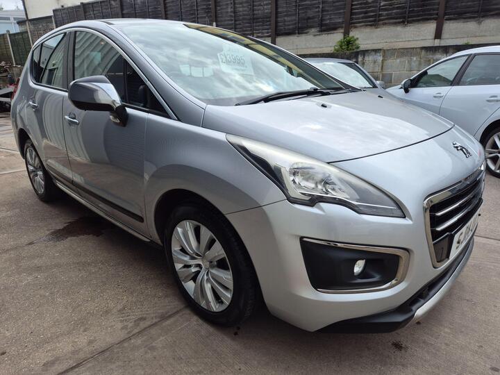 Peugeot 3008 1.6 HDi Active Euro 5 5dr Peugeot 3008 1.6 HDi Active Euro 5 5dr