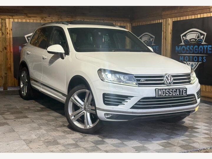 Volkswagen Touareg 3.0 TDI V6 BlueMotion Tech R-Line Plus Tiptronic 4WD Euro 6 (s/s) 5dr