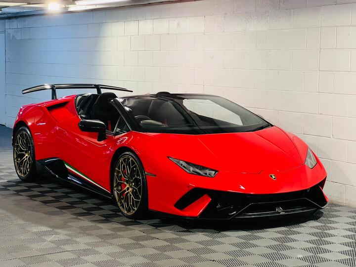 Lamborghini Huracan 5.2 V10 LP 640-4 Performante Spyder LDF 4WD Euro 6 (s/s) 2dr Lamborghini Huracan 5.2 V10 LP 640-4 Performante Spyder LDF 4WD Euro 6 (s/s) 2dr