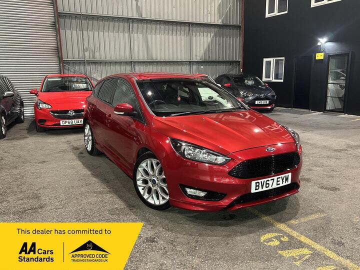 Ford Focus 1.0T EcoBoost ST-Line Euro 6 (s/s) 5dr