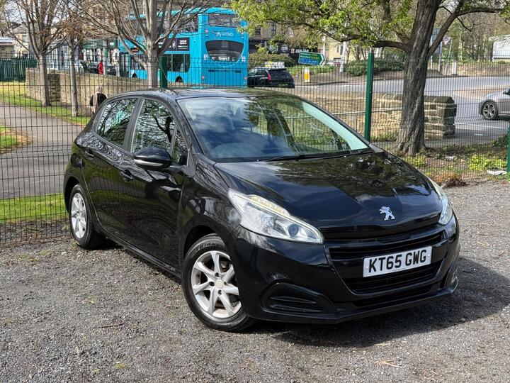 Peugeot 208 1.2 PureTech Active Euro 6 5dr Peugeot 208 1.2 PureTech Active Euro 6 5dr