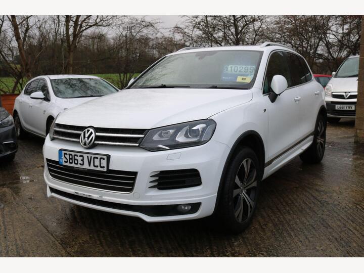 Volkswagen Touareg 3.0 TDI V6 BlueMotion Tech R-Line Tiptronic 4WD Euro 5 (s/s) 5dr