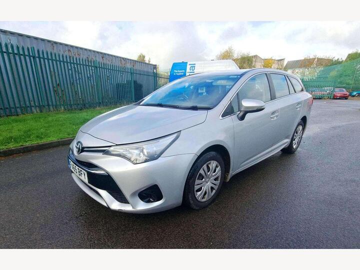 Toyota Avensis 1.6 D-4D Active Touring Sports Euro 6 (s/s) 5dr Toyota Avensis 1.6 D-4D Active Touring Sports Euro 6 (s/s) 5dr