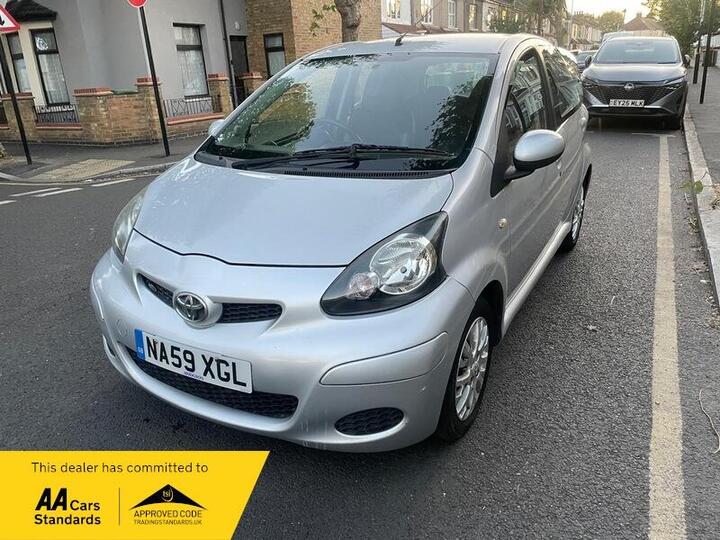 Toyota AYGO 1.0 VVT-i Platinum Euro 4 5dr