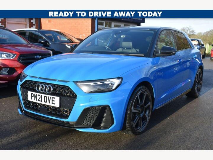 Audi A1 1.0 TFSI 25 Black Edition Sportback Euro 6 (s/s) 5dr