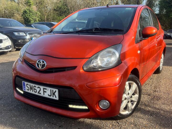 Toyota AYGO 1.0 VVT-i Fire Euro 5 5dr