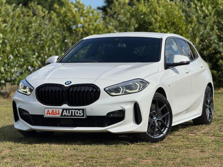 BMW 1 Series 1.5 118i M Sport (LCP) DCT Euro 6 (s/s) 5dr BMW 1 Series 1.5 118i M Sport (LCP) DCT Euro 6 (s/s) 5dr