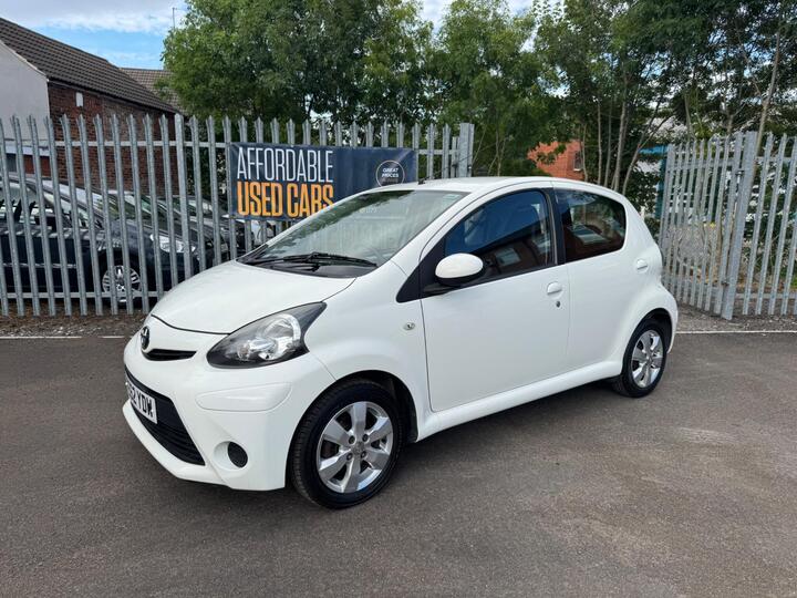 Toyota AYGO 1.0 VVT-i Ice Euro 5 5dr