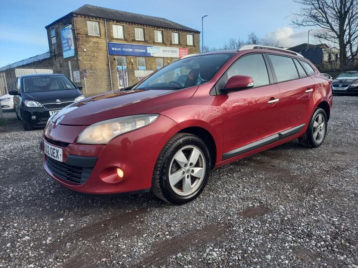 Renault Megane 1.9 DCi Dynamique TomTom Sport Tourer Euro 5 5dr