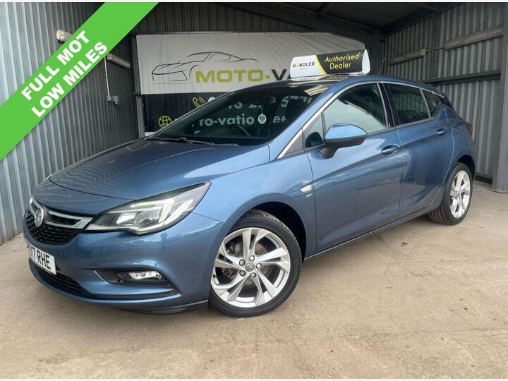 Vauxhall ASTRA 1.4i SRi Euro 6 5dr Vauxhall ASTRA 1.4i SRi Euro 6 5dr