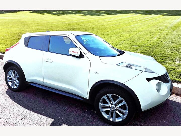 Nissan Juke 1.6 Acenta Premium CVT Euro 5 5dr