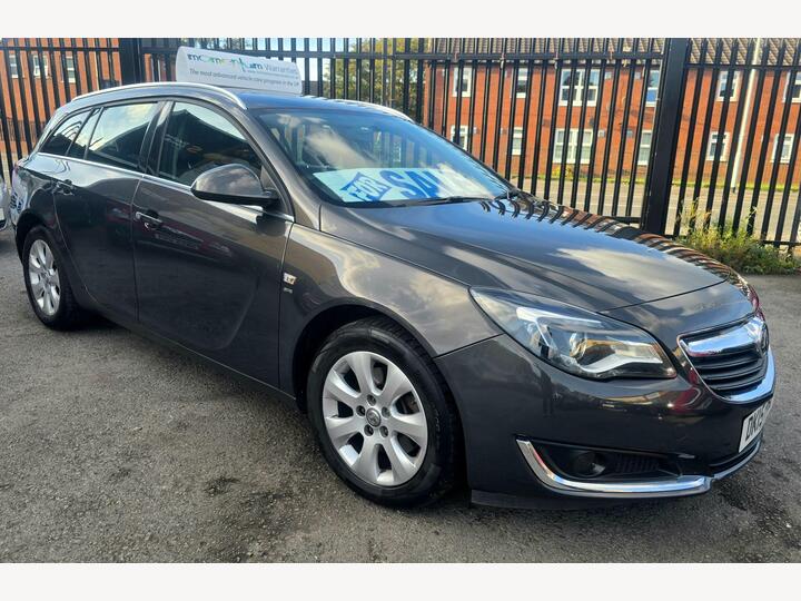 Vauxhall Insignia 2.0 CDTi SRi Nav Sports Tourer Auto Euro 5 5dr Vauxhall Insignia 2.0 CDTi SRi Nav Sports Tourer Auto Euro 5 5dr