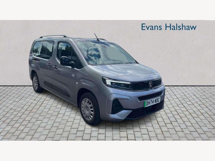 Vauxhall Combo Life Electric 52kWh Design XL MPV Auto 5dr (7.4kW Charger)