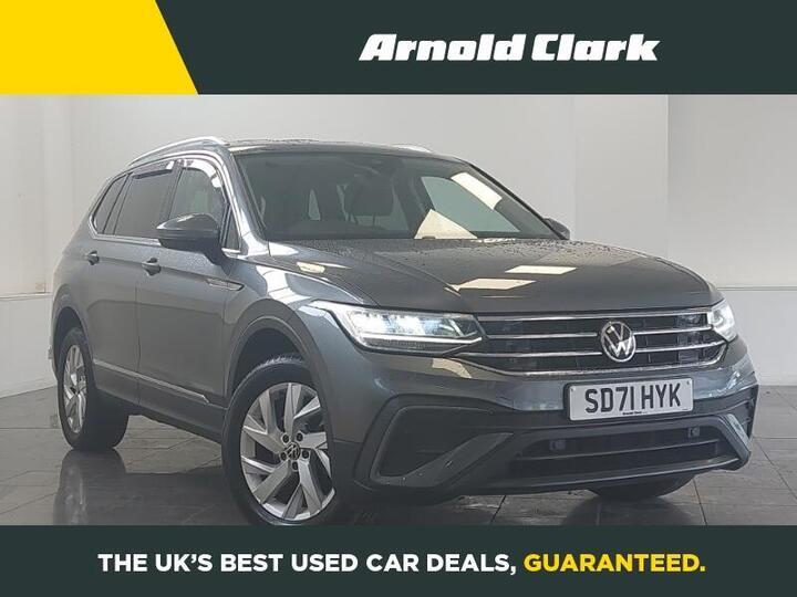 Volkswagen Tiguan Allspace 2.0 TDI Life DSG Euro 6 (s/s) 5dr Volkswagen Tiguan Allspace 2.0 TDI Life DSG Euro 6 (s/s) 5dr