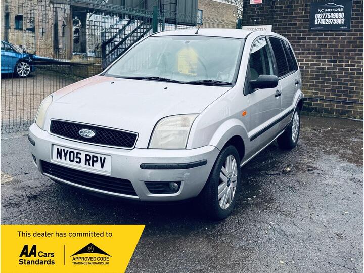 Ford Fusion 1.6 3 5dr