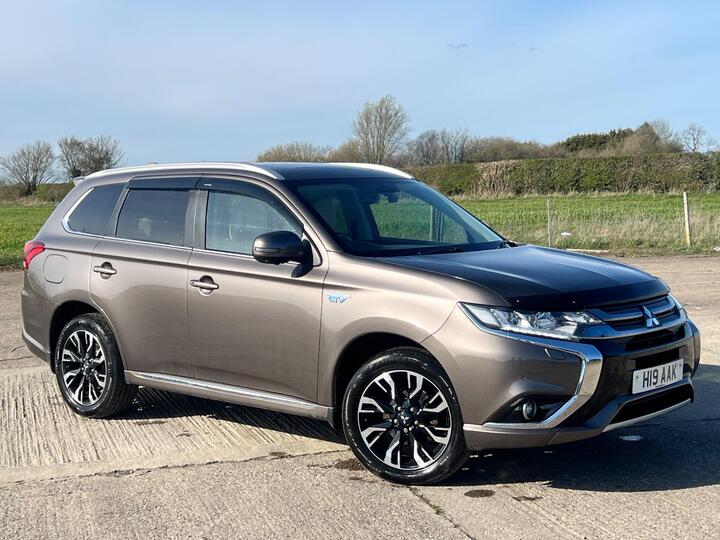 Mitsubishi Outlander 2.0h 12kWh 5h CVT 4WD Euro 6 (s/s) 5dr