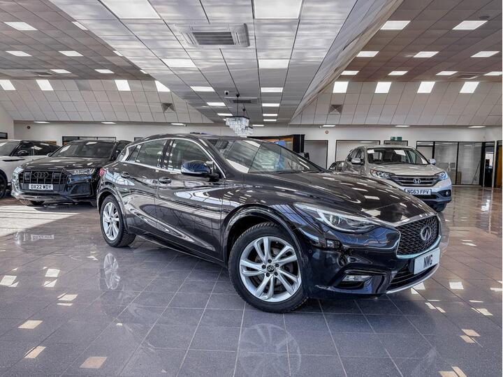 Infiniti Q30 1.5d Premium Tech Euro 6 (s/s) 5dr