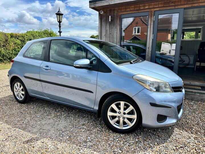Toyota Yaris 1.33 Dual VVT-i TR Euro 5 3dr
