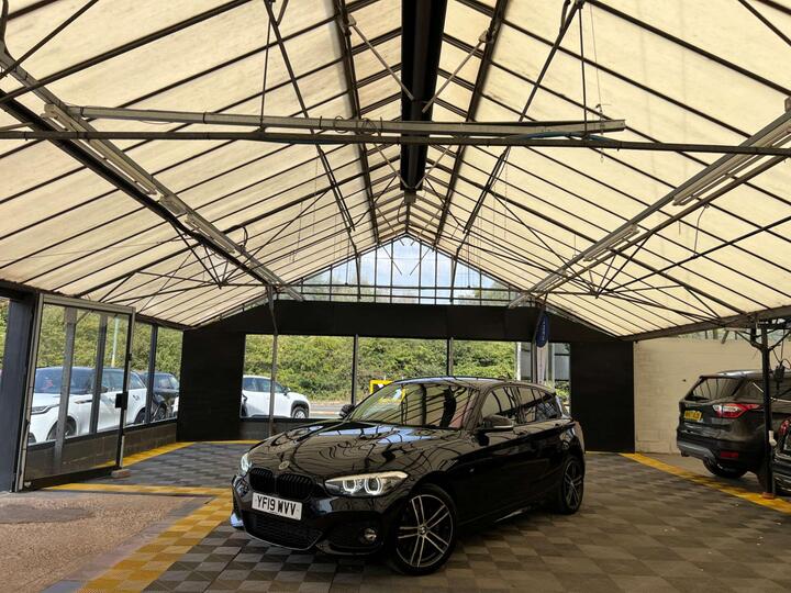 BMW 1 SERIES 1.5 118i GPF M Sport Shadow Edition Euro 6 (s/s) 5dr