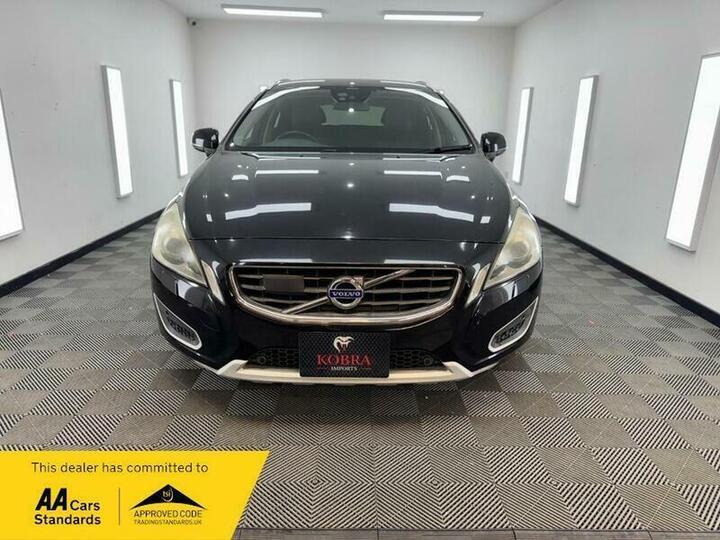 Volvo V60 3.0 T6 SE Lux Nav Estate 5dr Petrol Geartronic AWD Euro 5 (304 Ps)
