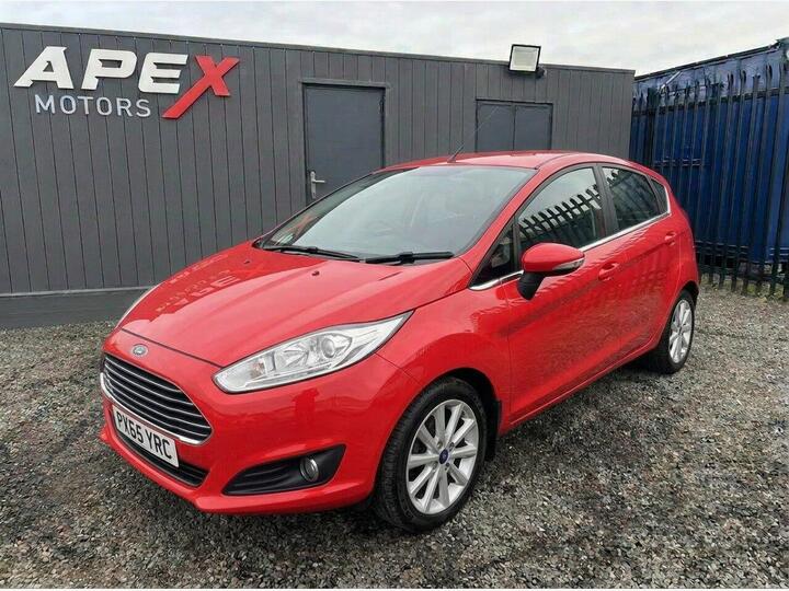 Ford Fiesta 1.0T EcoBoost Titanium Euro 6 (s/s) 5dr