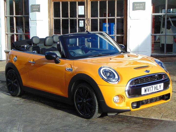 MINI Convertible 2.0 Cooper S Euro 6 (s/s) 2dr