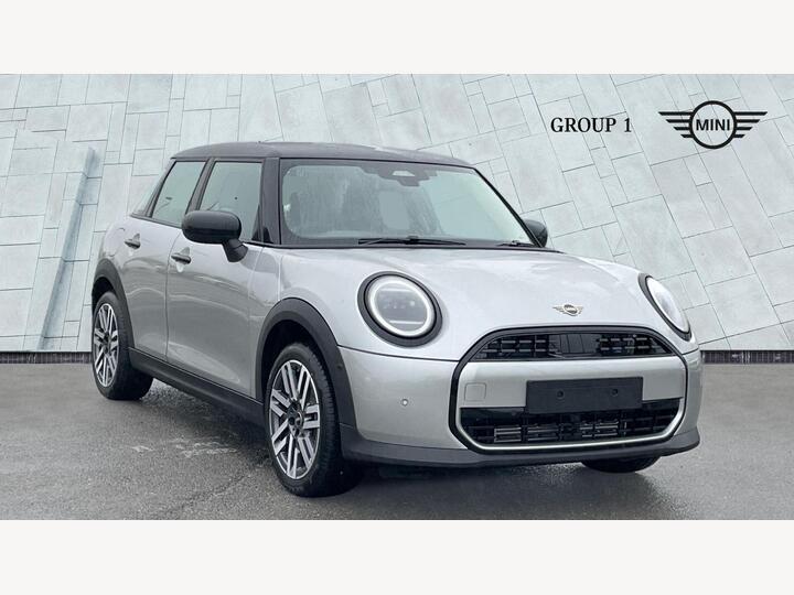 MINI Cooper 1.5C Classic Steptronic Euro 6 (s/s) 5dr