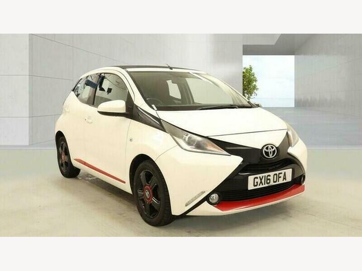 Toyota AYGO 1.0 VVT-i X-pression X-wave Euro 5 5dr Euro 5