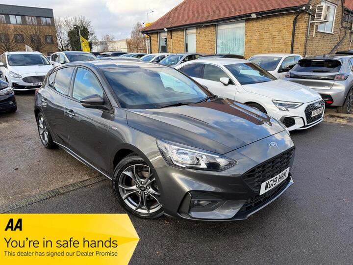 Ford Focus 1.0T EcoBoost ST-Line Euro 6 (s/s) 5dr