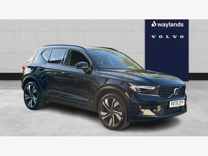 Volvo XC40 2.0 B3 MHEV Ultra Dark DCT Auto Euro 6 (s/s) 5dr