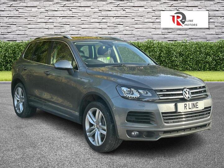 Volkswagen Touareg 3.0 TDI V6 BlueMotion Tech R-Line Tiptronic 4WD Euro 5 (s/s) 5dr Volkswagen Touareg 3.0 TDI V6 BlueMotion Tech R-Line Tiptronic 4WD Euro 5 (s/s) 5dr