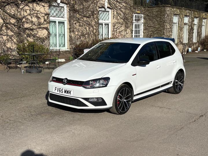 Volkswagen Polo 1.8 TSI BlueMotion Tech GTI Euro 6 (s/s) 5dr Volkswagen Polo 1.8 TSI BlueMotion Tech GTI Euro 6 (s/s) 5dr