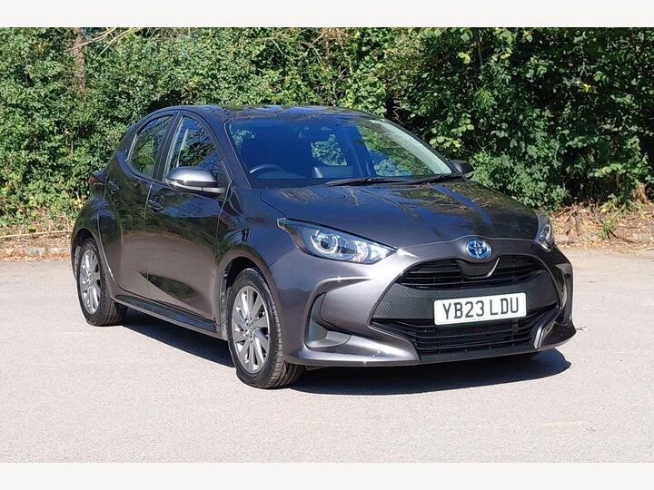 Toyota Yaris 1.5 VVT-h Icon E-CVT Euro 6 (s/s) 5dr