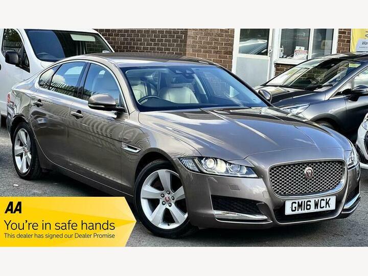 Jaguar XF 2.0d Portfolio Auto Euro 6 (s/s) 4dr
