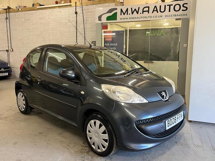 Peugeot 107 1.0 12V Urban Move Euro 4 3dr