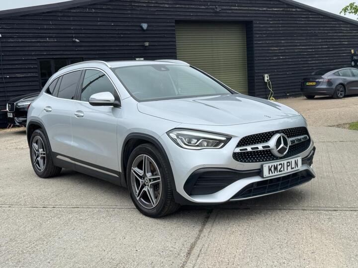 Mercedes-Benz GLA 2.0 GLA200d AMG Line (Executive) 8G-DCT Euro 6 (s/s) 5dr Mercedes-Benz GLA 2.0 GLA200d AMG Line (Executive) 8G-DCT Euro 6 (s/s) 5dr