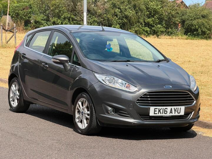 Ford Fiesta 1.25 Zetec Euro 6 5dr