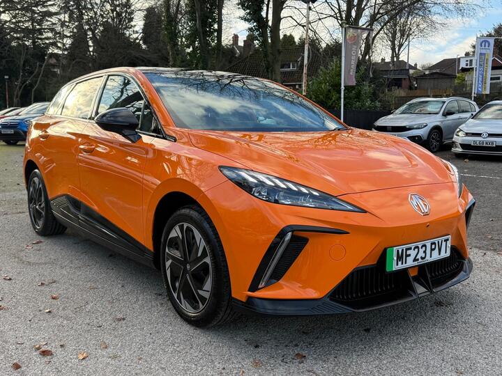 MG MG4 64kWh Trophy Long Range Auto 5dr
