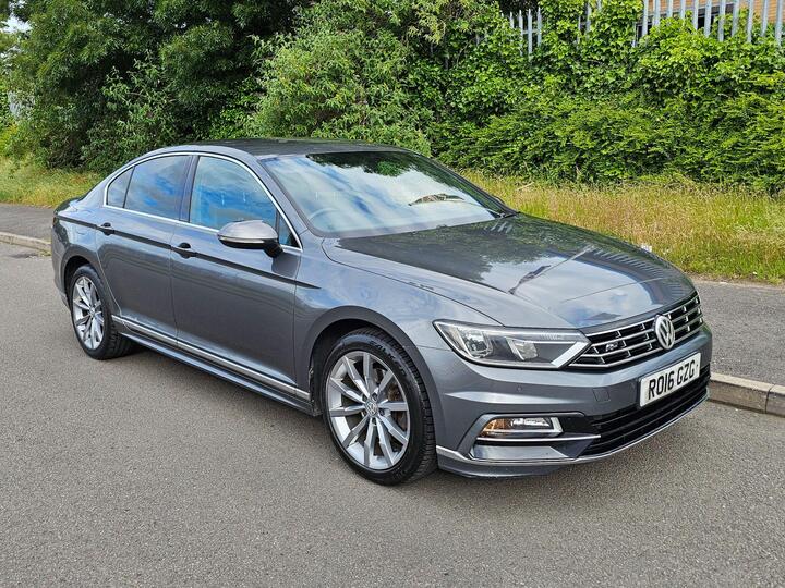 Volkswagen Passat 2.0 TDI BlueMotion Tech R-Line Euro 6 (s/s) 4dr