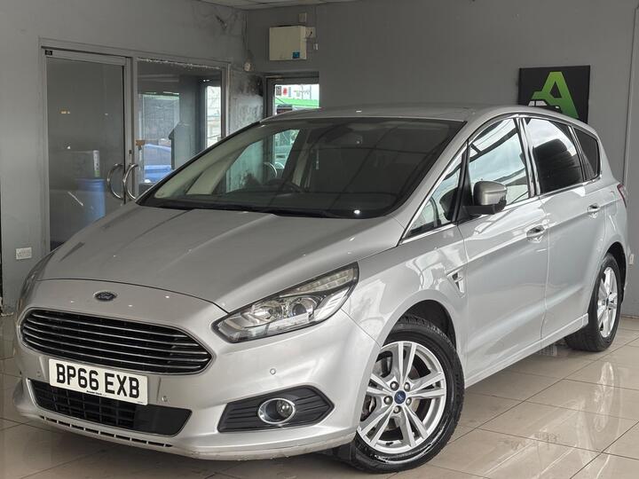 Ford S-Max 2.0 TDCi Titanium Euro 6 (s/s) 5dr